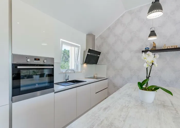 The Olive Tree * Sumartin