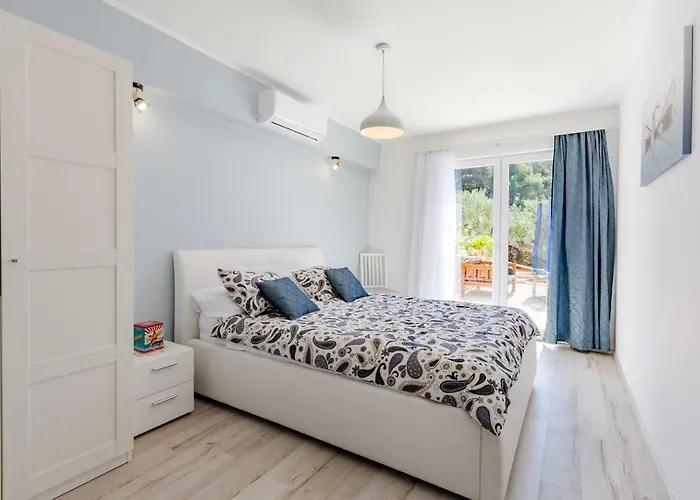 The Olive Tree Villa Sumartin