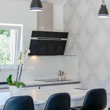 The Olive Tree Villa Sumartin