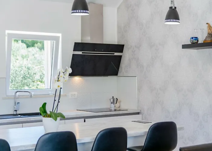 The Olive Tree Villa Sumartin