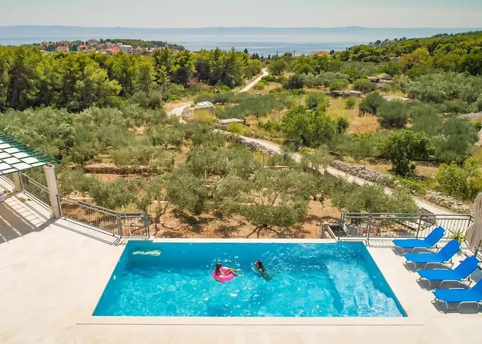 Vila The Olive Tree Sumartin